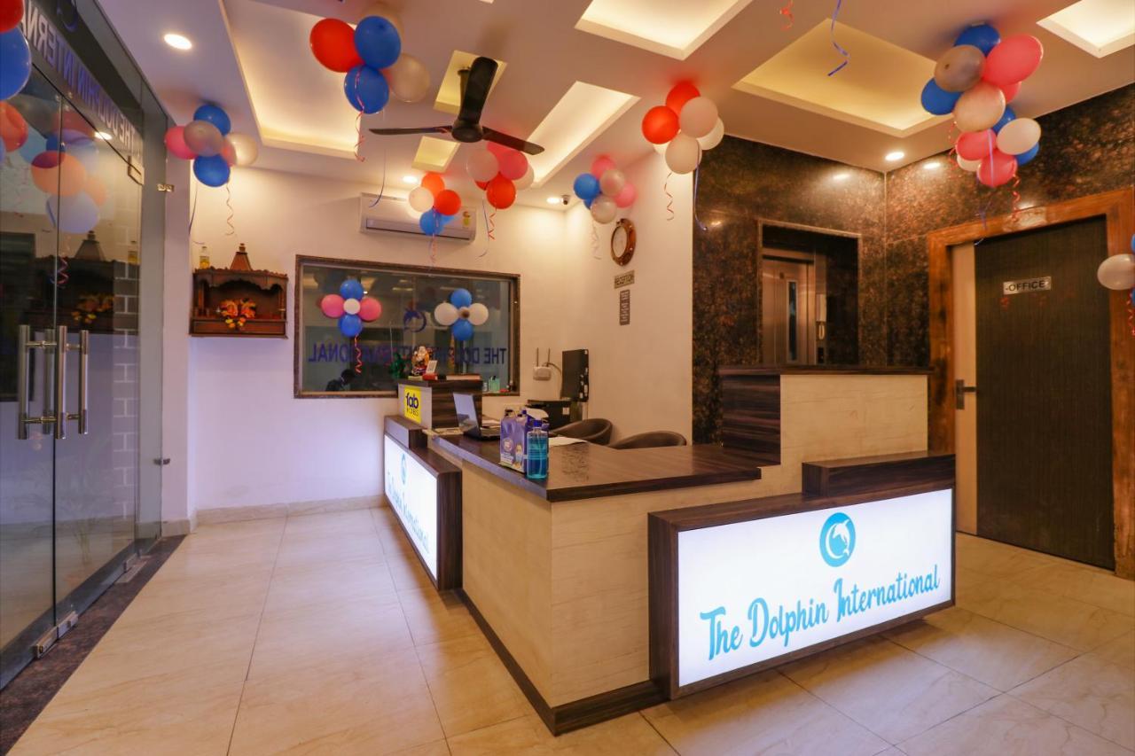 新德里 Fabexpress Dolphin International Near Delhi Airport酒店 外观 照片